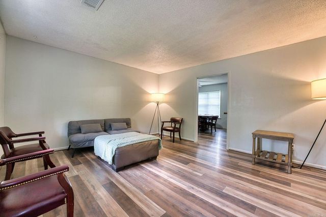 2702 Malvern Avenue, Hot Springs, AR 71901