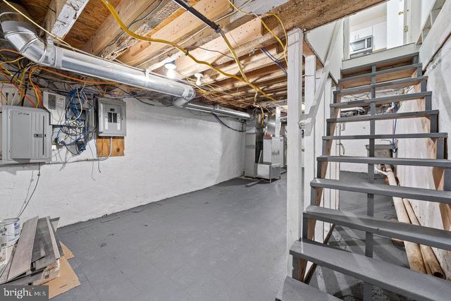 1429 FRANKFORD AVE, Philadelphia, PA 19125