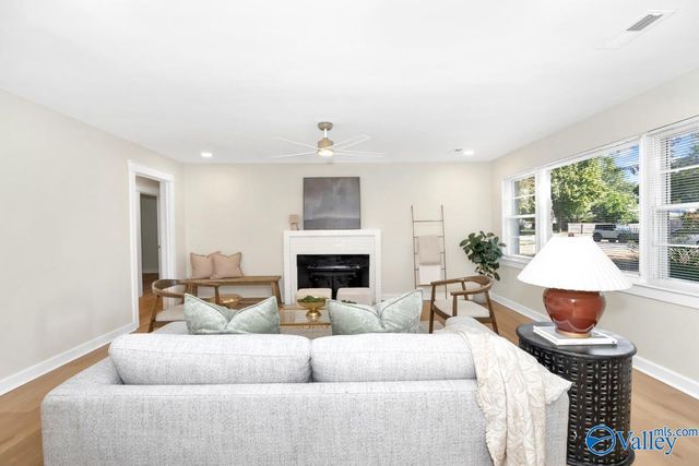 801 13th Avenue, Decatur, AL 35601
