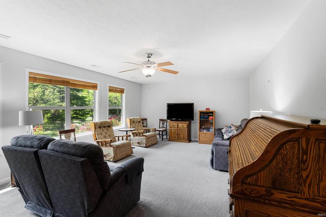2067 N 400 East Road, Lafayette, IN 47905