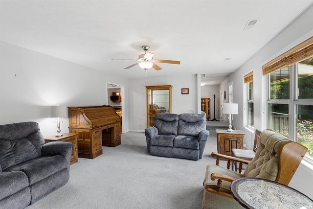 2067 N 400 East Road, Lafayette, IN 47905