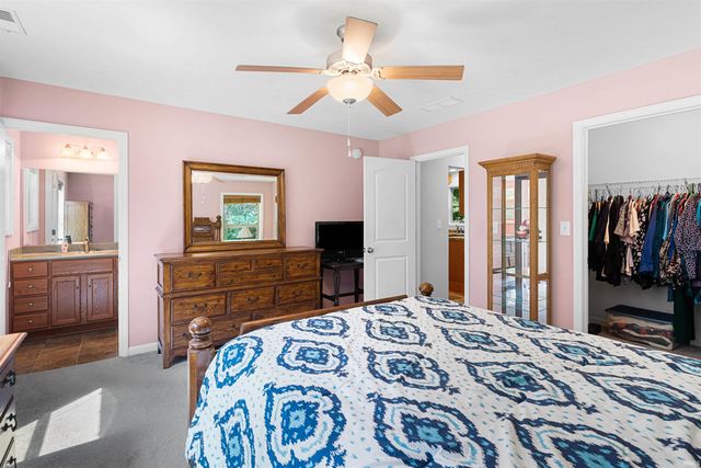 2067 N 400 East Road, Lafayette, IN 47905