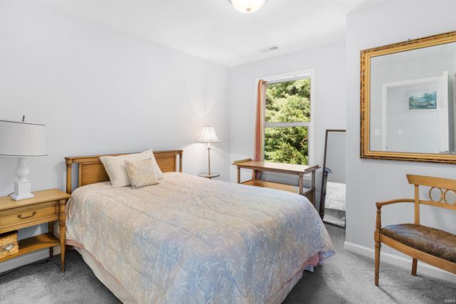 2067 N 400 East Road, Lafayette, IN 47905