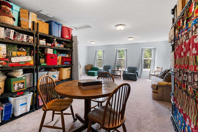 2067 N 400 East Road, Lafayette, IN 47905