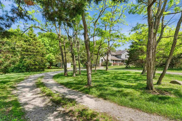 2067 N 400 East Road, Lafayette, IN 47905
