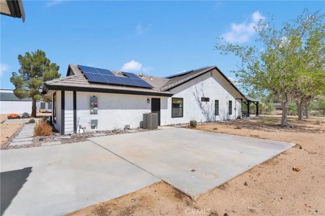 37077 Coyote Lake, Newberry Springs, CA 92365