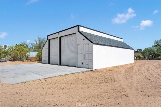 37077 Coyote Lake, Newberry Springs, CA 92365