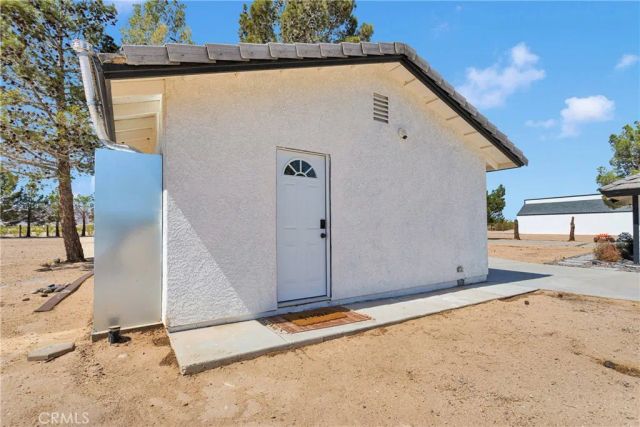 37077 Coyote Lake, Newberry Springs, CA 92365