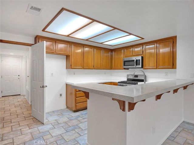 1548 Vallecito, Pomona, CA 91768