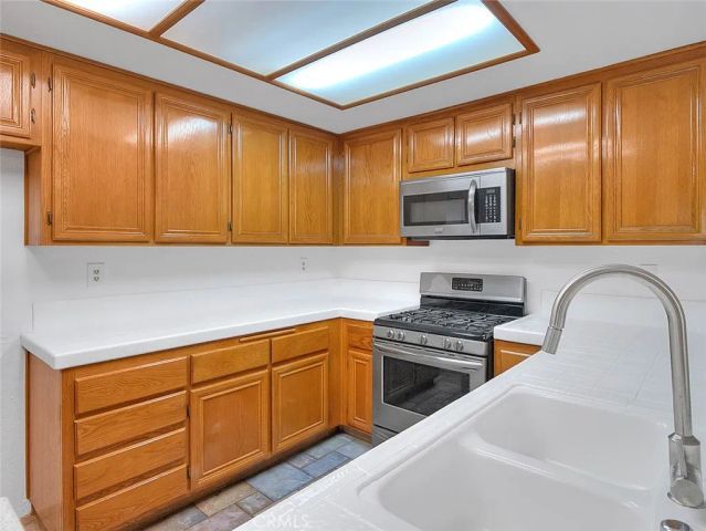 1548 Vallecito, Pomona, CA 91768