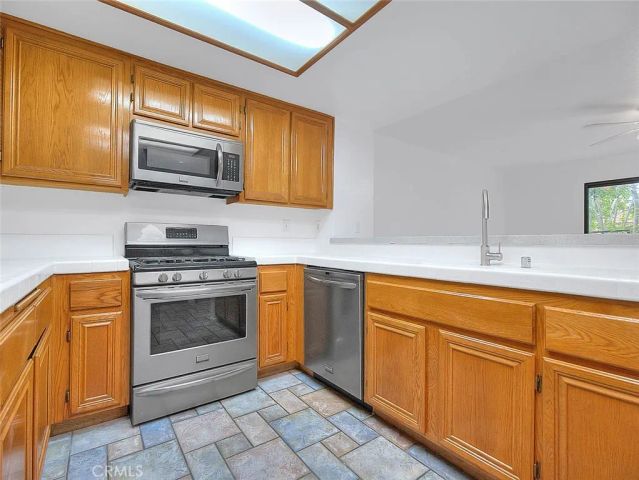 1548 Vallecito, Pomona, CA 91768