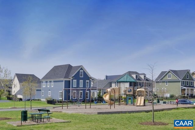 263 PENSHAW CT, Crozet, VA 22936