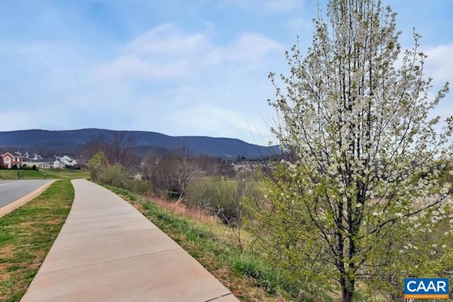 263 PENSHAW CT, Crozet, VA 22936