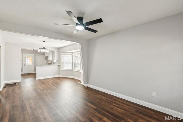 7250 Arsenal Street, Maplewood, MO 63143