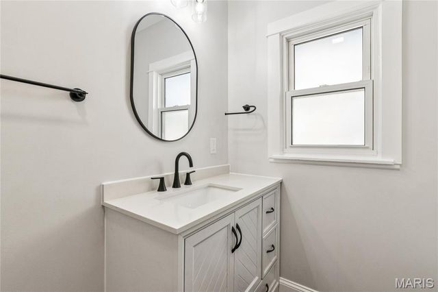 7250 Arsenal Street, Maplewood, MO 63143