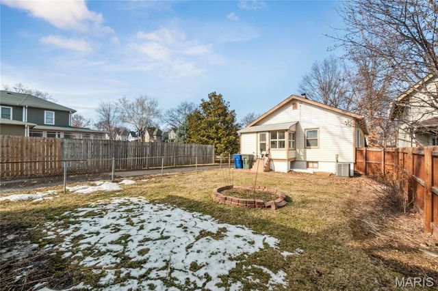 7250 Arsenal Street, Maplewood, MO 63143
