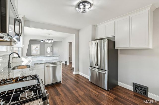 7250 Arsenal Street, Maplewood, MO 63143