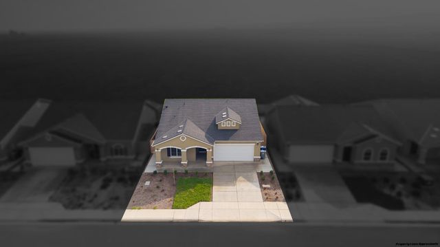 1132 E Orange Street, Avenal, CA 93204