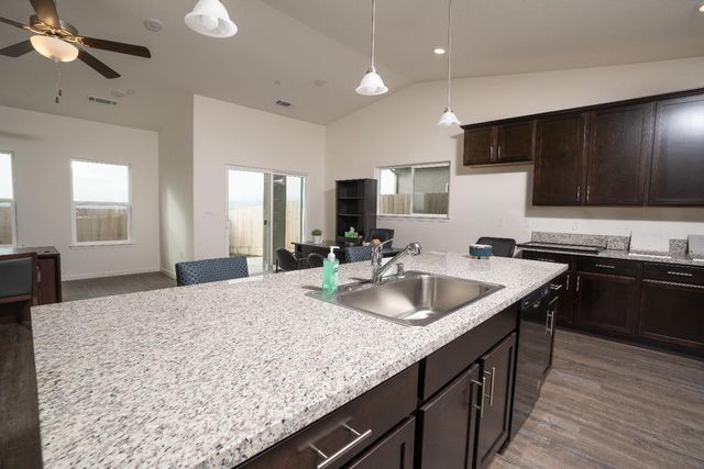 1132 E Orange Street, Avenal, CA 93204