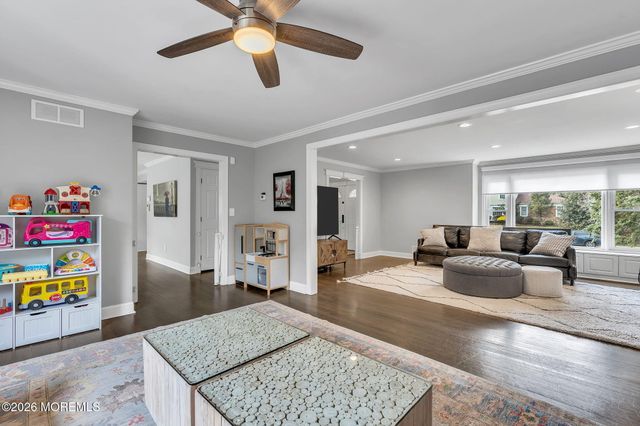 14 Hartshorne Road, Ocean Twp, NJ 07712