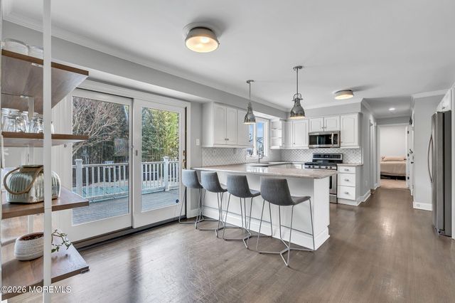 14 Hartshorne Road, Ocean Twp, NJ 07712