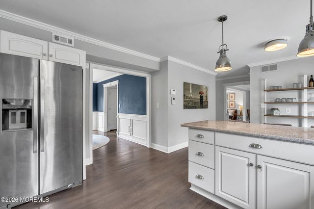 14 Hartshorne Road, Ocean Twp, NJ 07712