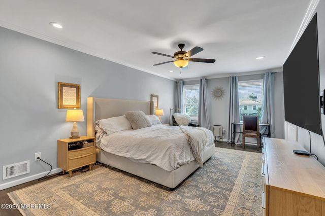 14 Hartshorne Road, Ocean Twp, NJ 07712