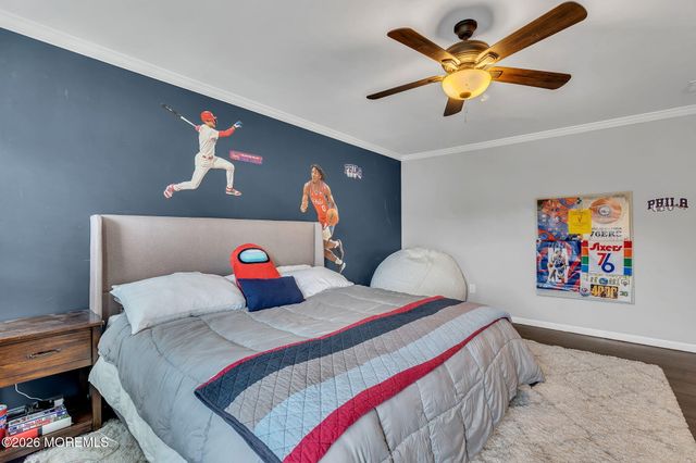 14 Hartshorne Road, Ocean Twp, NJ 07712