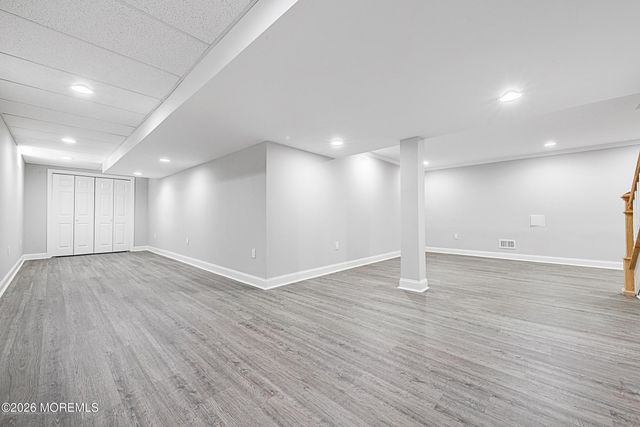 14 Hartshorne Road, Ocean Twp, NJ 07712