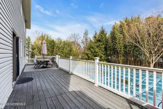 14 Hartshorne Road, Ocean Twp, NJ 07712