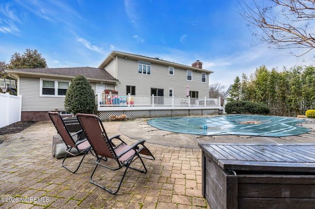 14 Hartshorne Road, Ocean Twp, NJ 07712