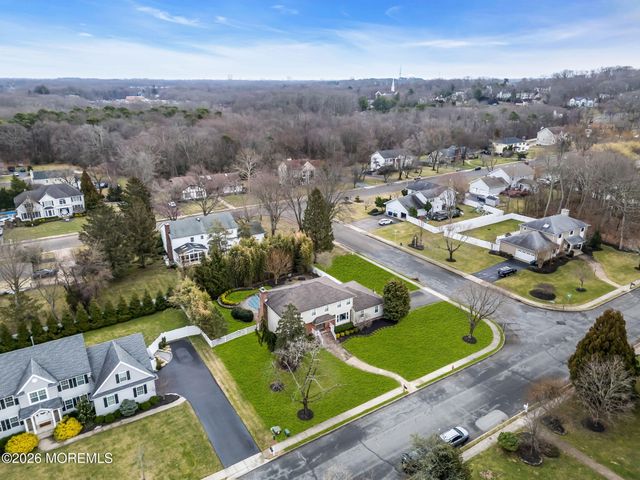 14 Hartshorne Road, Ocean Twp, NJ 07712