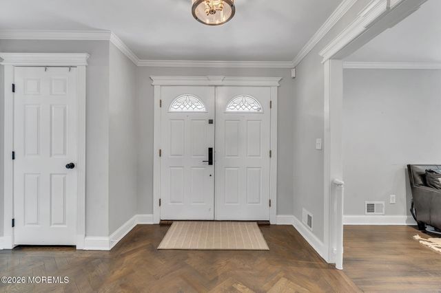 14 Hartshorne Road, Ocean Twp, NJ 07712