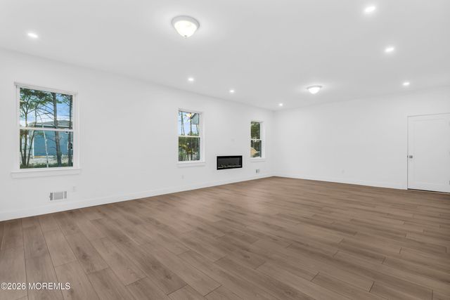 393 Southern Boulevard, Bayville, NJ 08721