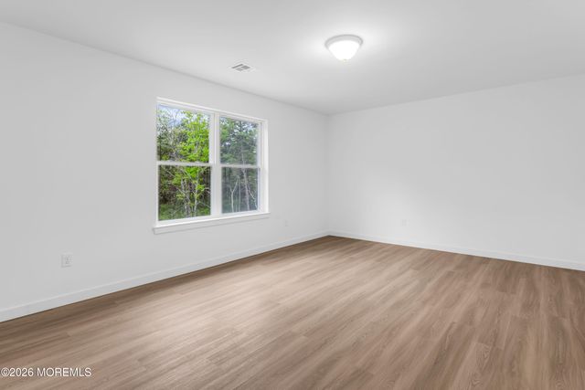 393 Southern Boulevard, Bayville, NJ 08721