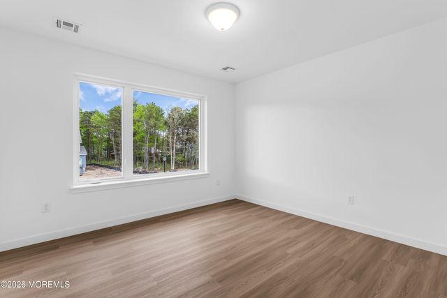 393 Southern Boulevard, Bayville, NJ 08721