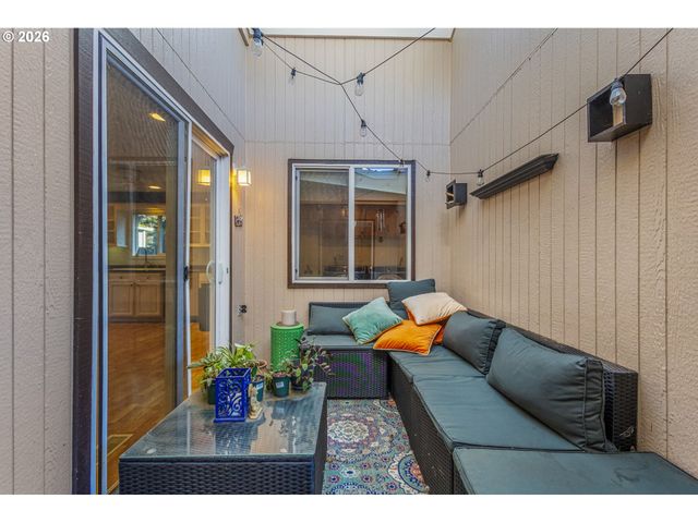 5536 COTTONWOOD Ct, Salem, OR 97306