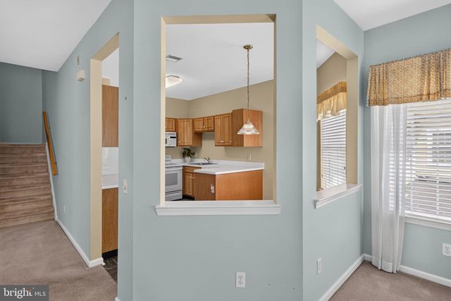 4690 BLUE GRASS LN, Macungie, PA 18062