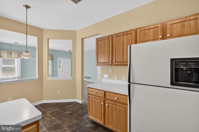 4690 BLUE GRASS LN, Macungie, PA 18062