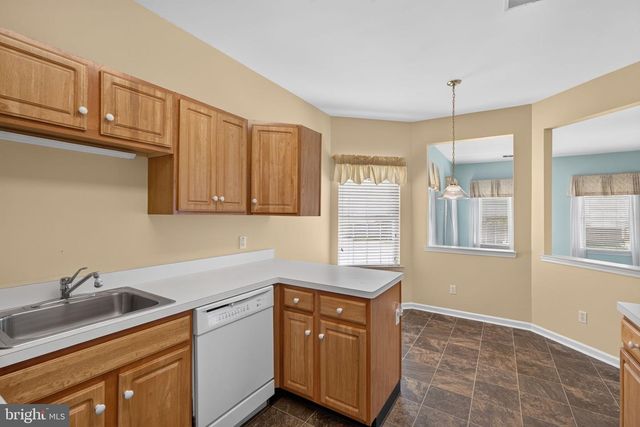 4690 BLUE GRASS LN, Macungie, PA 18062