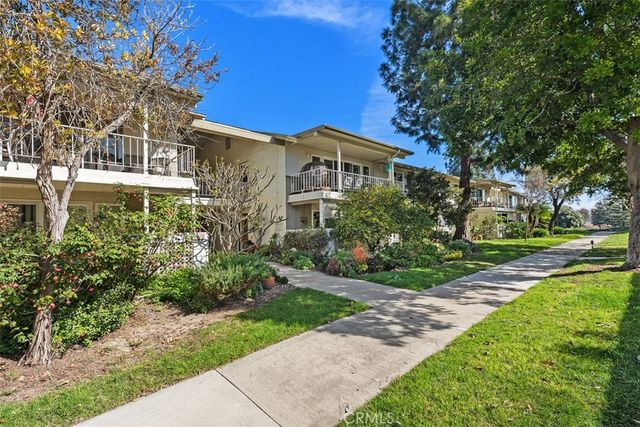 15 Via Castilla Q, Laguna Woods, CA 92637