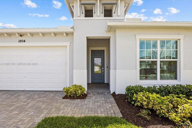 1204 SE Woodbine Road, Port St. Lucie, Port St Lucie, FL 34984