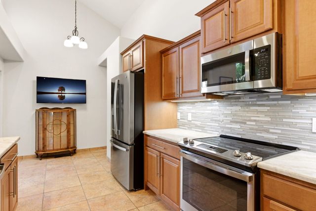 1124 Titleist Drive NE, Albuquerque, NM 87112