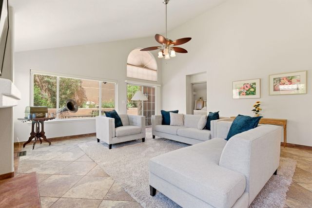1124 Titleist Drive NE, Albuquerque, NM 87112