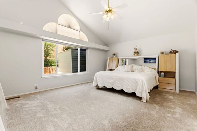 1124 Titleist Drive NE, Albuquerque, NM 87112