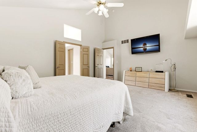 1124 Titleist Drive NE, Albuquerque, NM 87112
