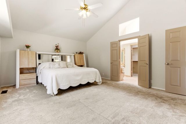 1124 Titleist Drive NE, Albuquerque, NM 87112