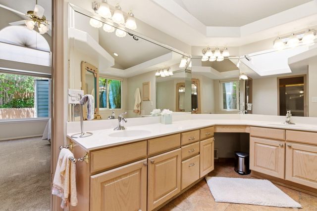 1124 Titleist Drive NE, Albuquerque, NM 87112