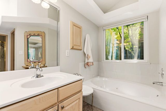 1124 Titleist Drive NE, Albuquerque, NM 87112