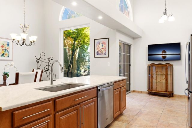 1124 Titleist Drive NE, Albuquerque, NM 87112